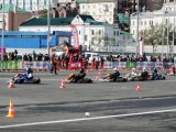 На центральной площади Владивостока прошли показательные заезды автогонщиков и картингистов. Фоторепортаж