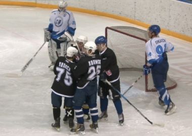 В Южно-Сахалинске определились все полуфиналисты турнира по хоккею на Кубок мэра