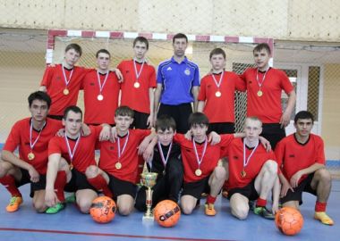 Юные футболисты Артема - чемпионы края