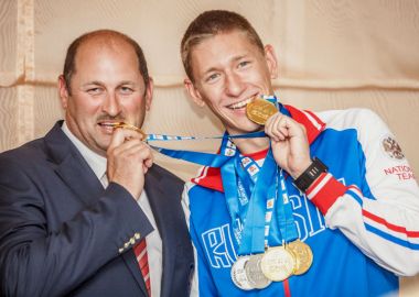 Виталий Оботин открыл счет золотым медалям чемпионата Европы