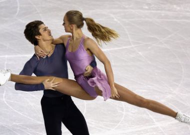 Фигуристы Степанова и Букин стали третьими в танцах на льду на Skate America