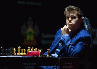 Магнус Карлсен отстоял титул сильнейшего шахматиста планеты 