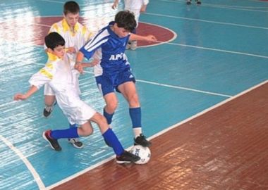 Соревнования по мини-футболу среди школьников прошли в Артеме