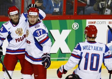Сборная России по хоккею победила команду Германии в первом матче Евровызова
