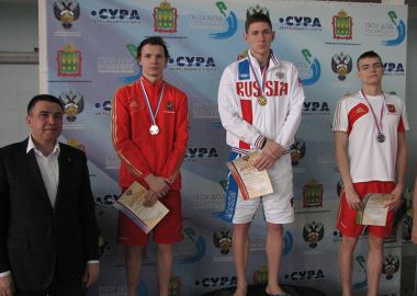 Виталий Оботин увеличил золотой запас на чемпионате России по плаванию