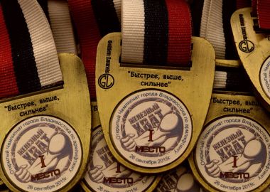 Соревнования по армлифтингу "Железный хват" собрали спортсменов со всего Приморья
