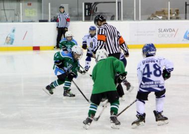 Первый из серии детских хоккейных турниров стартовал на площадке «Адмирала»