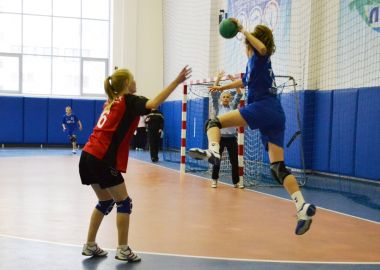 Приморские гандболистки вышли в полуфинал Всероссийских соревнований