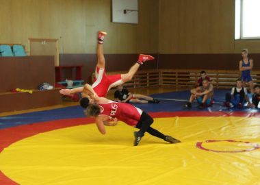 Во Владивостоке прошел турнир по греко-римской борьбе