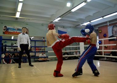 Кикбоксеры Владивостока встретились на «Новогоднем турнире»
