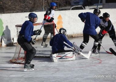 Ближайшие игры дворового турнира по хоккею на кубок главы Владивостока пройдут 13 и 14 января
