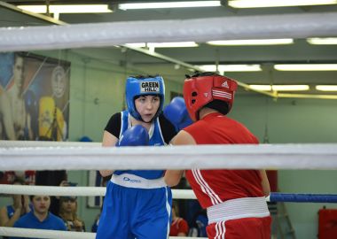 Во Владивостоке стартовал дальневосточный турнир по женскому боксу