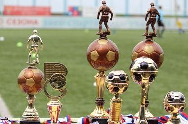 Команда «Луч-Энергия-1» победила в детском футбольном турнире «Большие звезды светят малым»