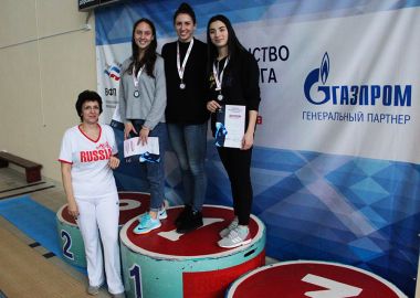 Приморские пловцы завоевали 15 золотых медалей на чемпионате Дальнего Востока