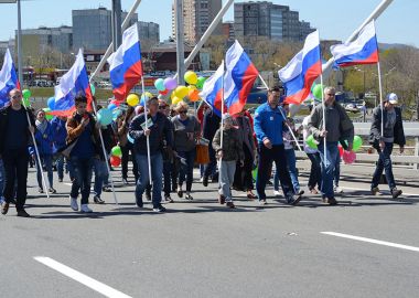 Спортивная колонна украсила праздничное первомайское шествие во Владивостоке