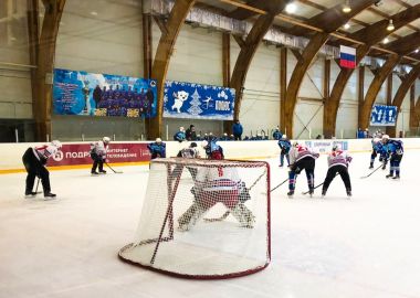 В открытом первенстве Владивостока нарастает борьба среди юношеских команд