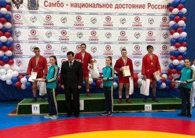 Приморские самбисты завоевали «золото» и «серебро» на Первенстве России