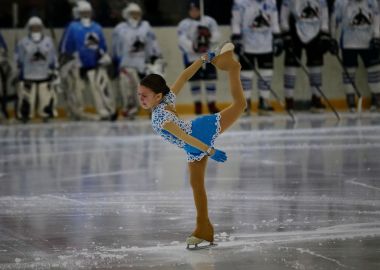 Спортивный праздник прошел в ледовой арене «Полюс»
