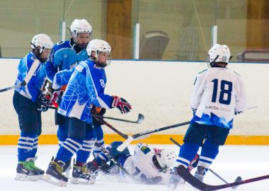 Юные хоккеисты «Полюса» взяли реванш над «моряками»