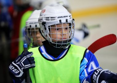 В спортивном клубе «Полюс» объявляется набор детей в Академию хоккея Вячеслава Фетисова и Академию футбола «Динамо»