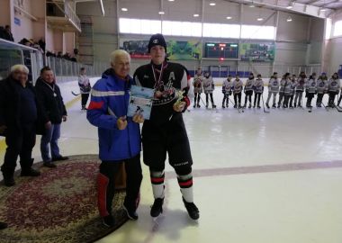 Вторую путевку на всероссийский финал «Золотой шайбы» выиграла команда «Восток» из Чугуевки