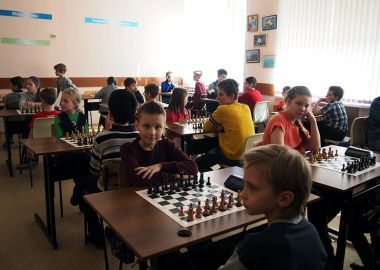 Юные шахматисты Приморья сразились в турнире памяти Николая Дубинина