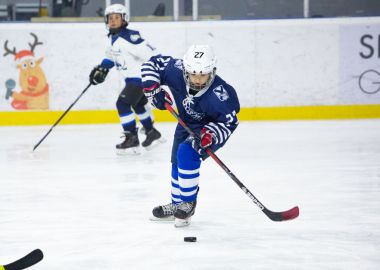 Команды-участницы Первенства Юношеской хоккейной лиги Приморья провели за выходные 13 матчей
