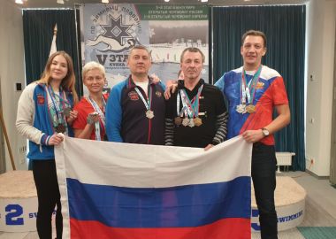 Рекорд России и 21 медаль – результаты выступлений приморцев на этапе Кубка мира по зимнему плаванию