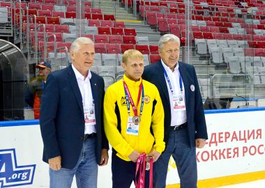 Приморский «Вольфрам-А» - от «бронзы» до «золота» Всероссийского фестиваля НХЛ