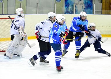 «Полюс» и «Адмирал» открыли сезон Юношеской хоккейной лиги Приморья