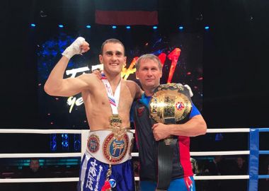 Александр Захаров завоевал титул чемпиона мира среди профессионалов