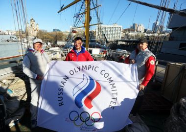 Парусник «Паллада» ушел в кругосветное плавание с флагом Олимпийского комитета России