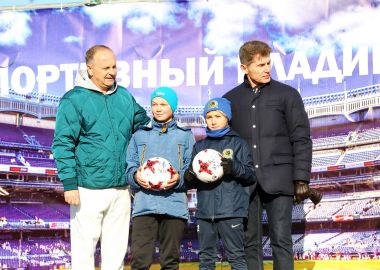 Более 800 детей смогут заниматься на реконструированном стадионе «Строитель» во Владивостоке