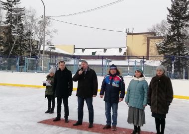 Сразу шесть хоккейных коробок открыли в муниципалитетах Приморья по нацпроекту «Демография»