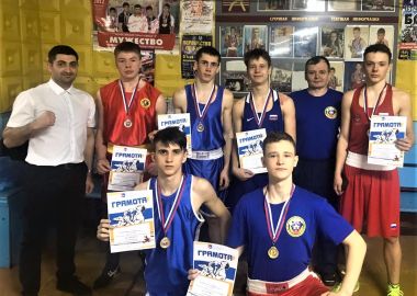 Лесозаводские боксеры завоевали медали на турнире в честь Дня защитника Отечества